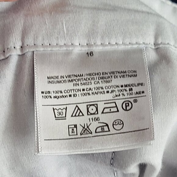 Old Navy Blue White Dandelion Cotton Chino Shorts Plus - Picture 7 of 7